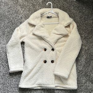 Fuzzy cream light weight coat